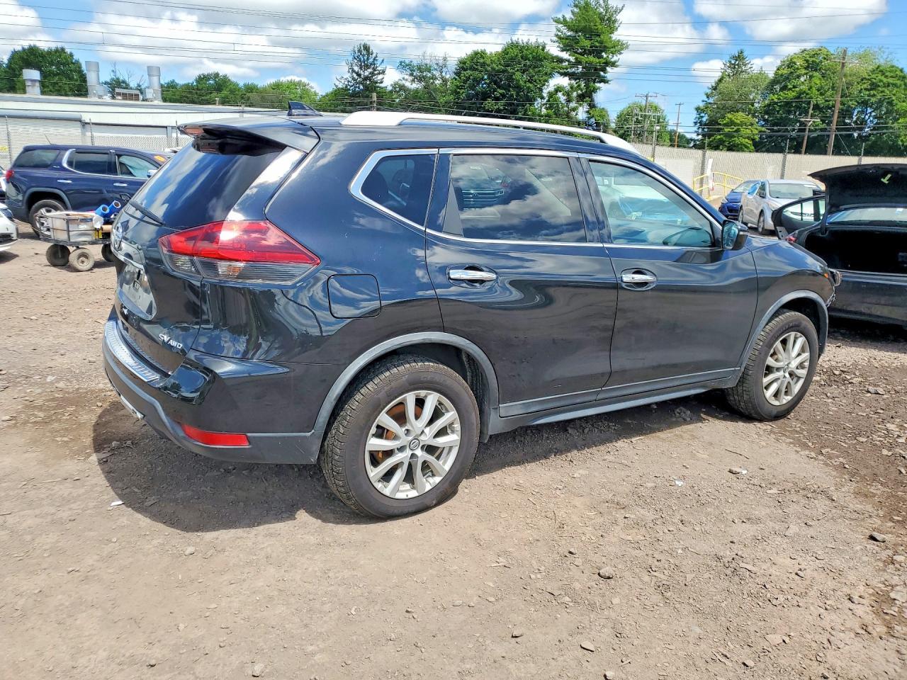 2018 Nissan Rogue Sv - Фото 3