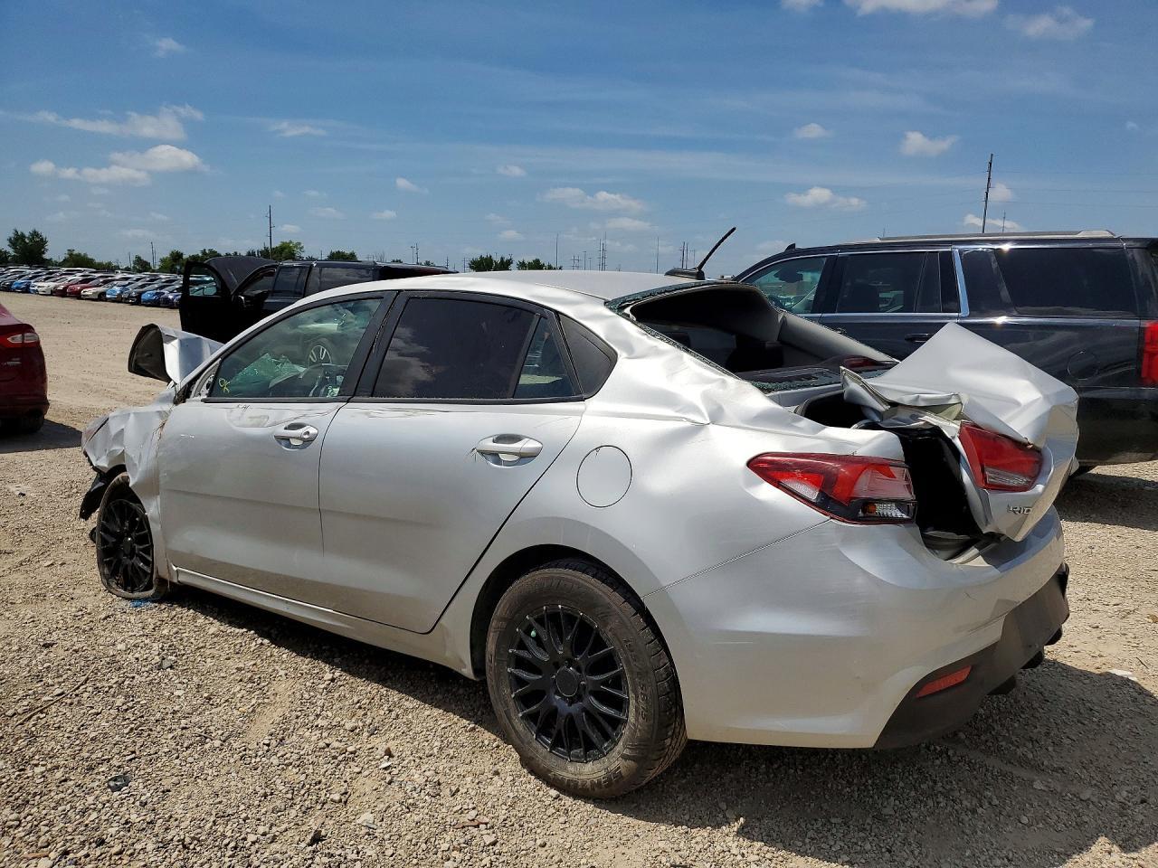 2019 Kia Rio S - Image 2