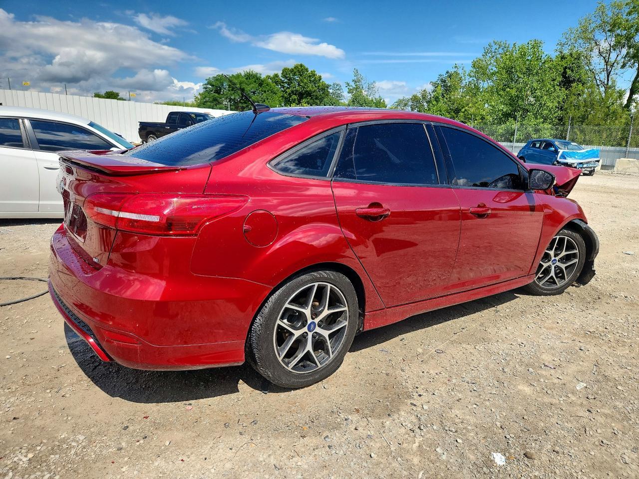 2017 Ford Focus Se - Фото 3