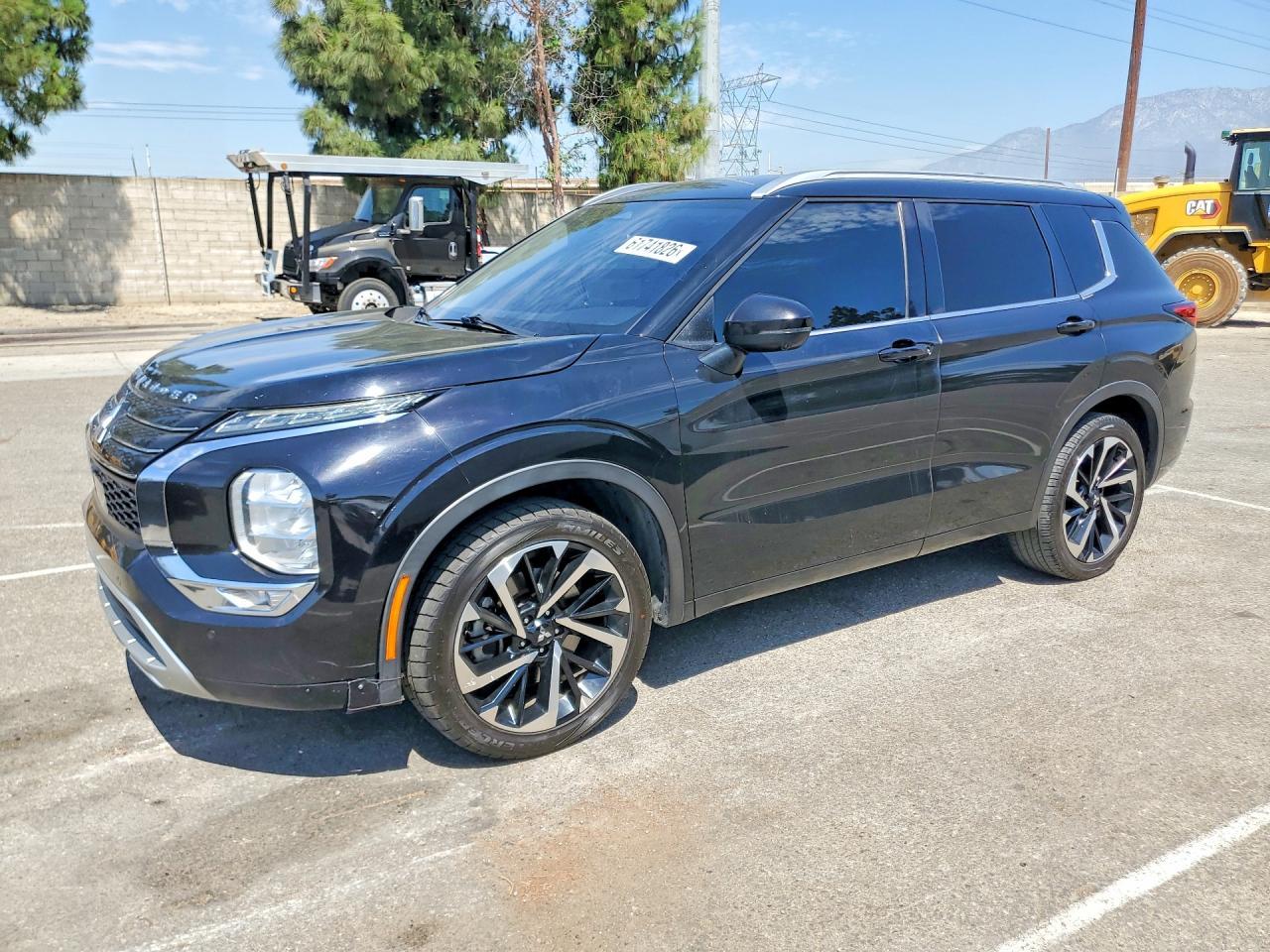 2022 Mitsubishi Outlander Sel