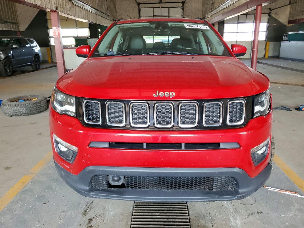 2018 Jeep Compass Latitude - Image 5