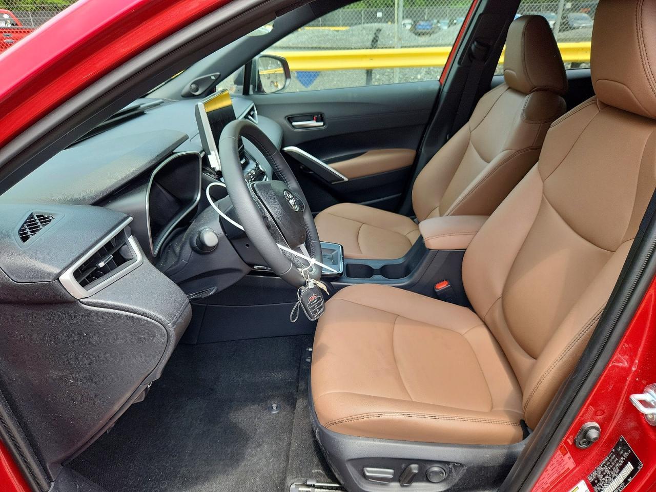 2026 Toyota Corolla Cross Xle - Фото 7