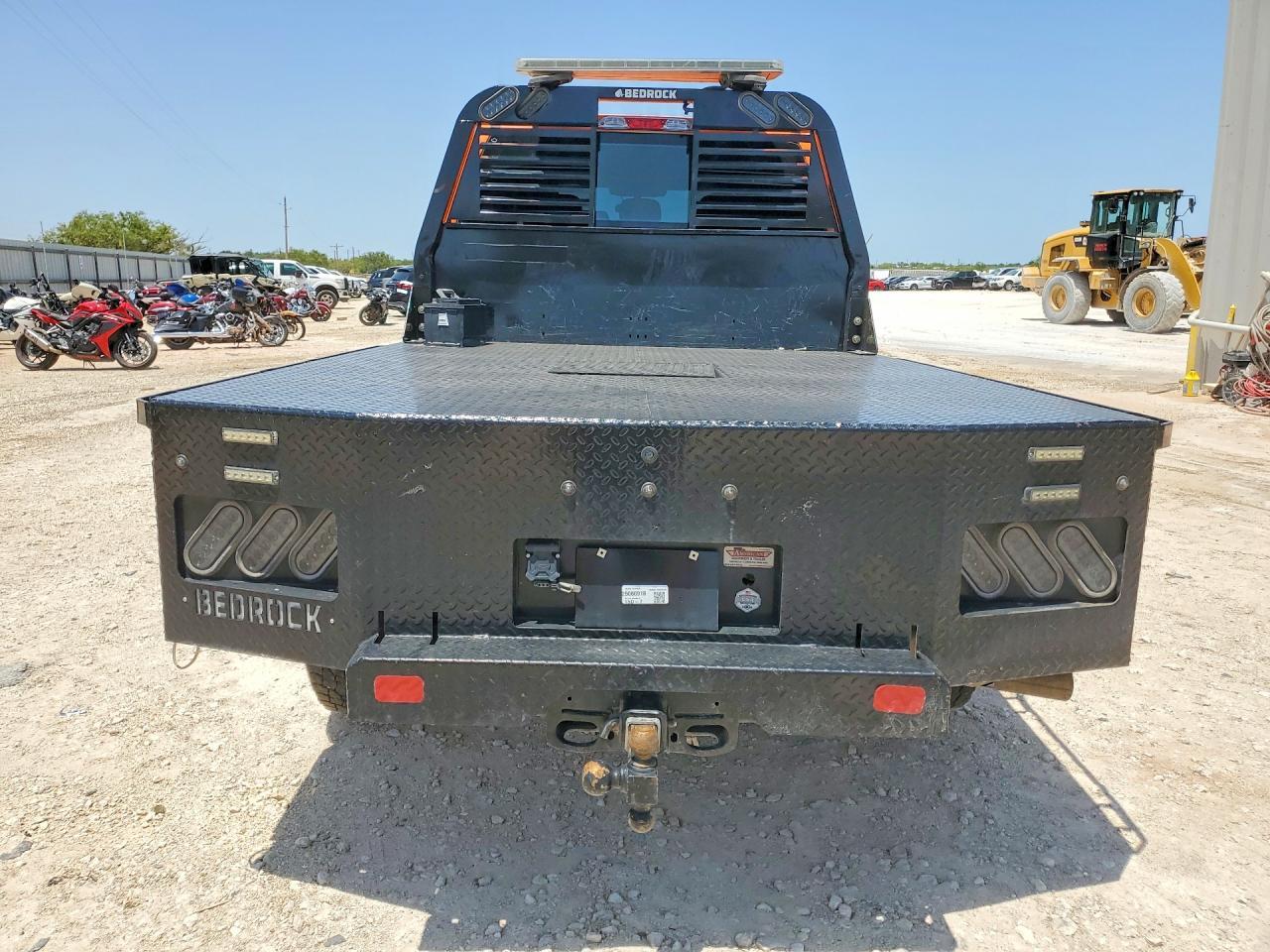 2025 Ford F250 Super Duty - Image 6