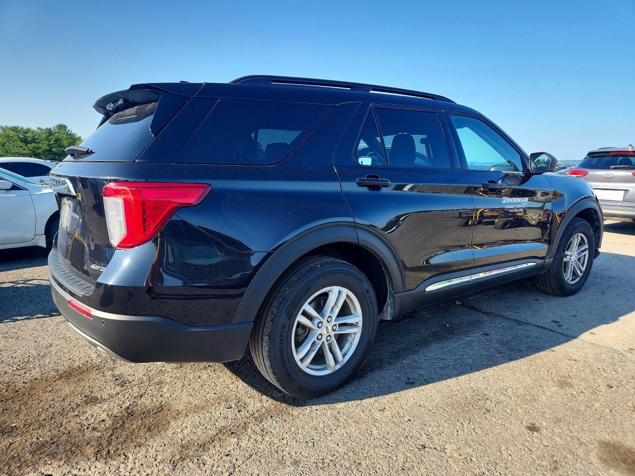 2024 Ford Explorer Xlt - Фото 3