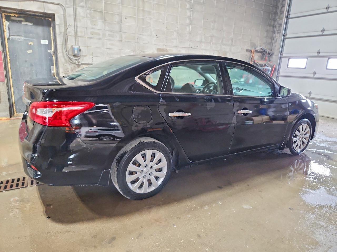 2018 Nissan Sentra S - Image 3