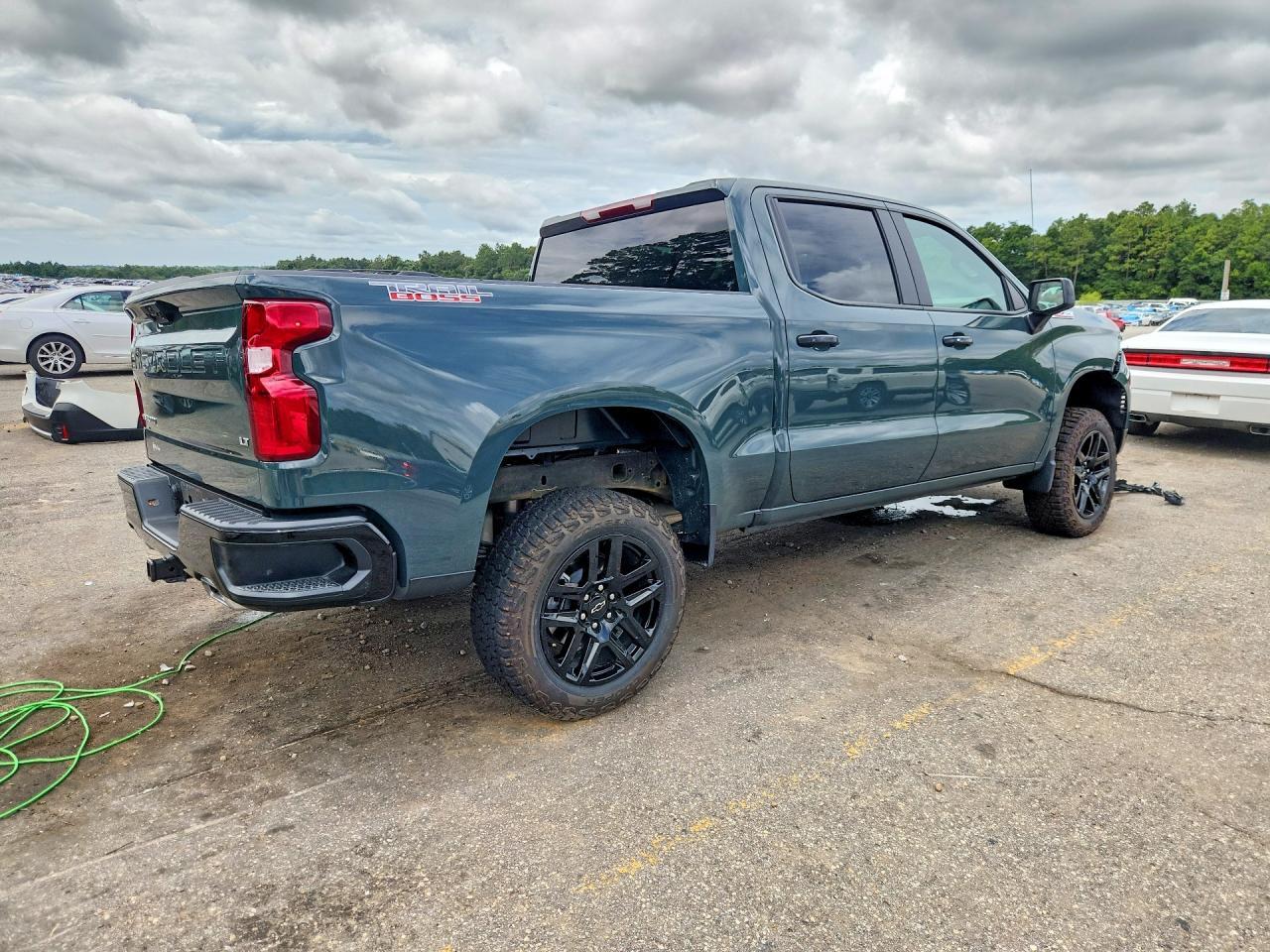 2026 Chevrolet Silverado K1500 Lt Trail Boss - Image 3