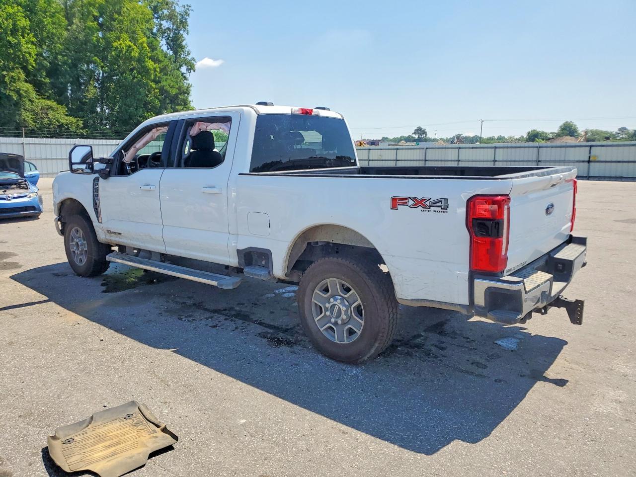 2026 Ford F250 Super Duty - Фото 2