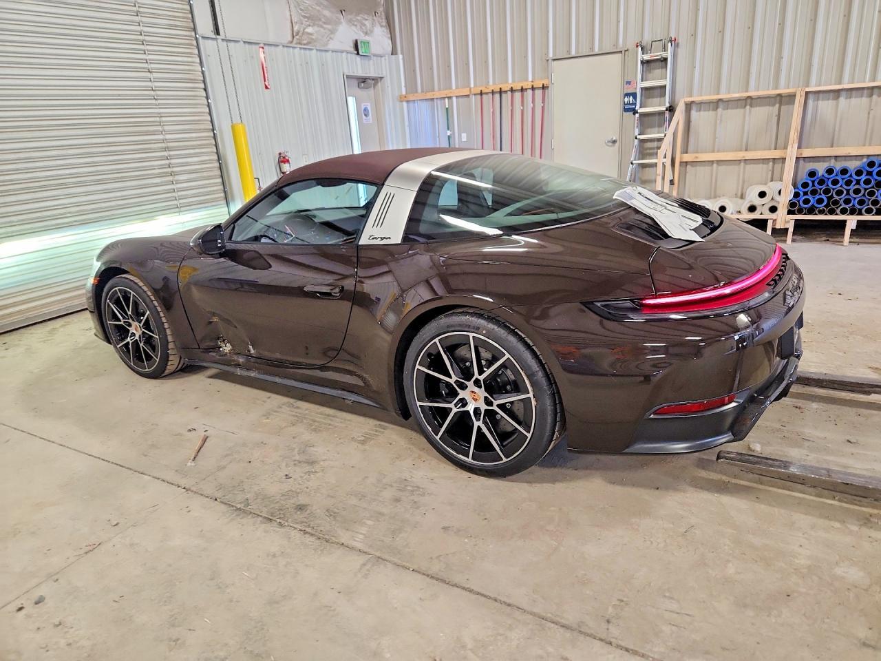 2026 Porsche 911 Targa 4 Gts - Фото 2