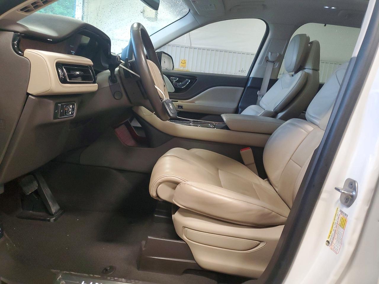 2022 Lincoln Aviator Reserve - Image 7
