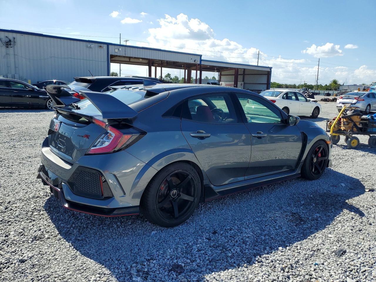 2019 Honda Civic Type-R Touring - Фото 3
