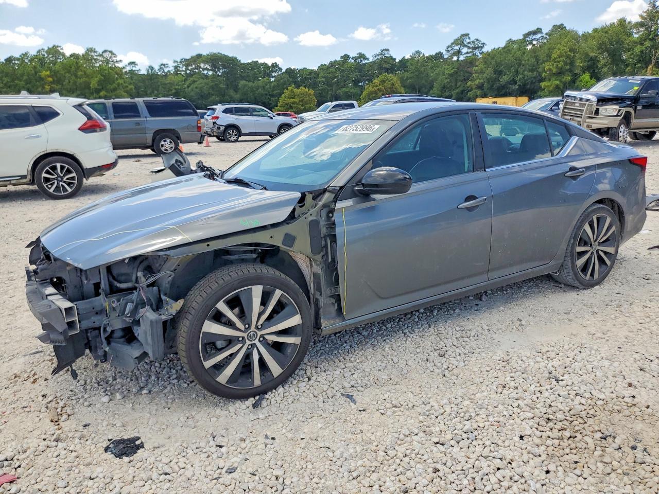2021 Nissan Altima Sr