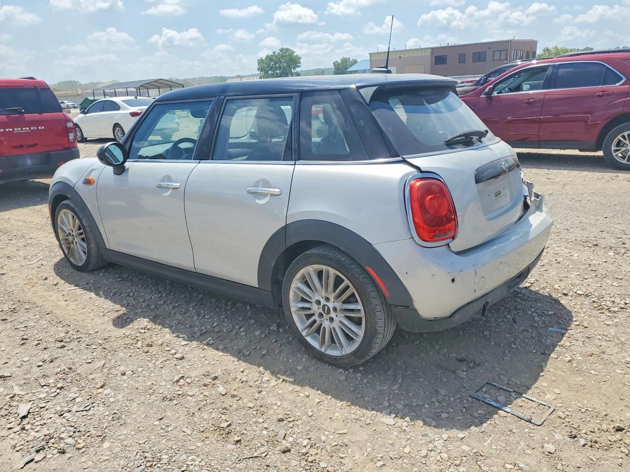 2017 Mini Cooper - Image 2