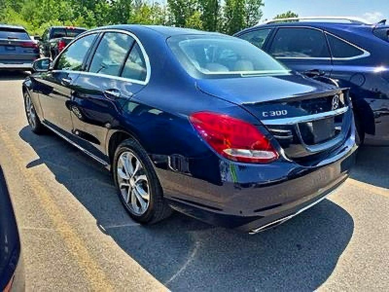 2017 Mercedes-Benz C 300 4Matic - Image 3