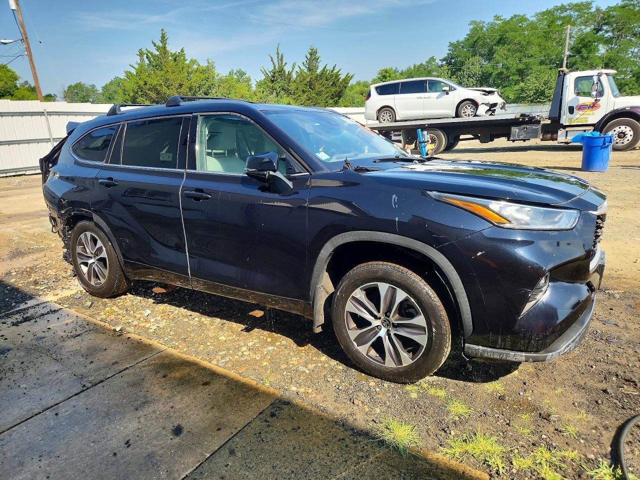 2020 Toyota Highlander Xle - Image 4