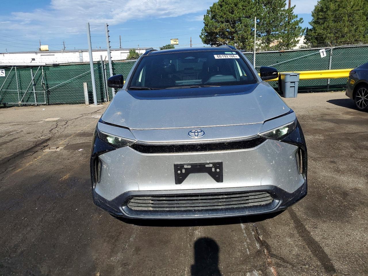 2024 Toyota Bz4X Xle - Image 5