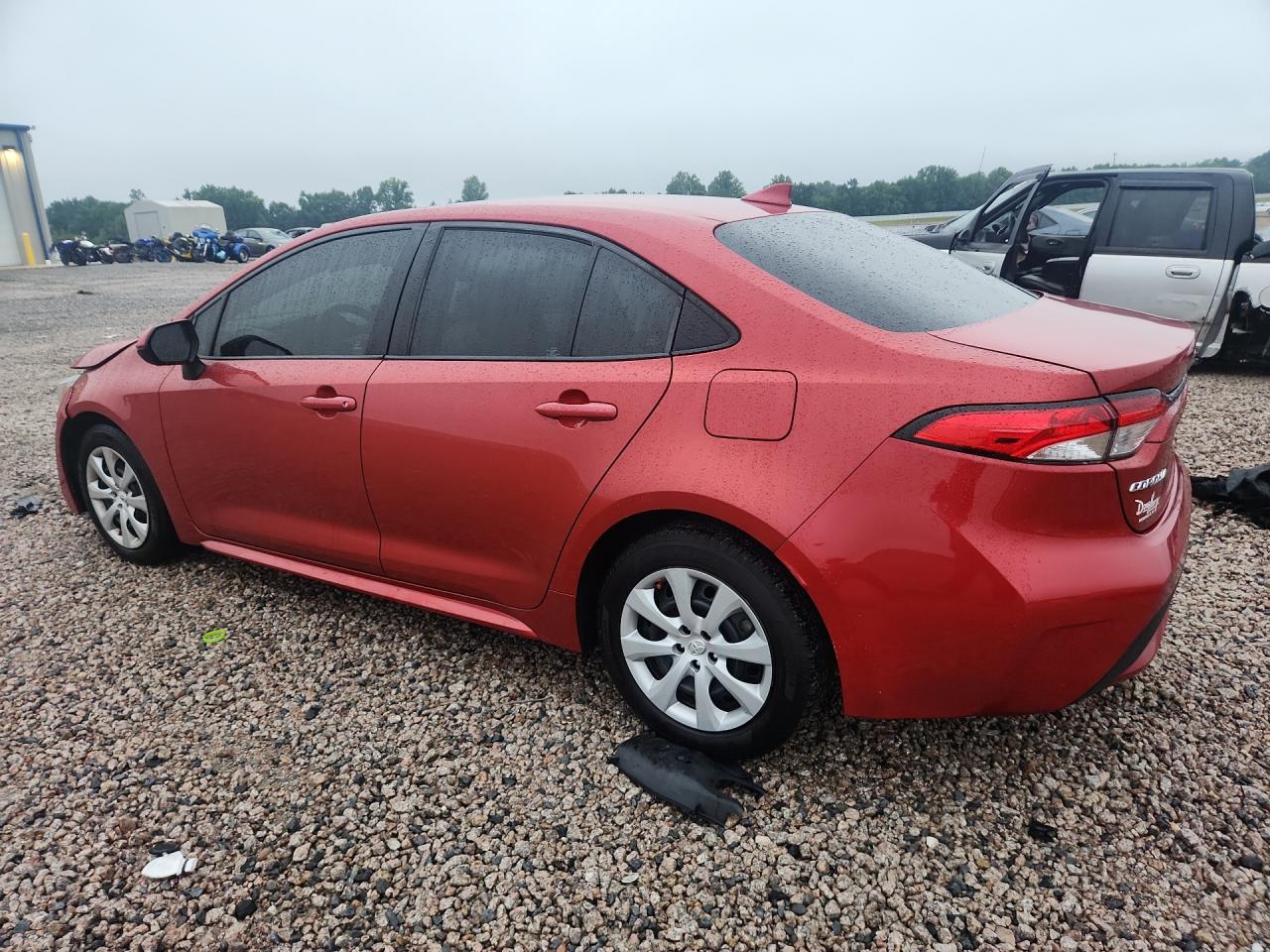 2021 Toyota Corolla Le - Image 2