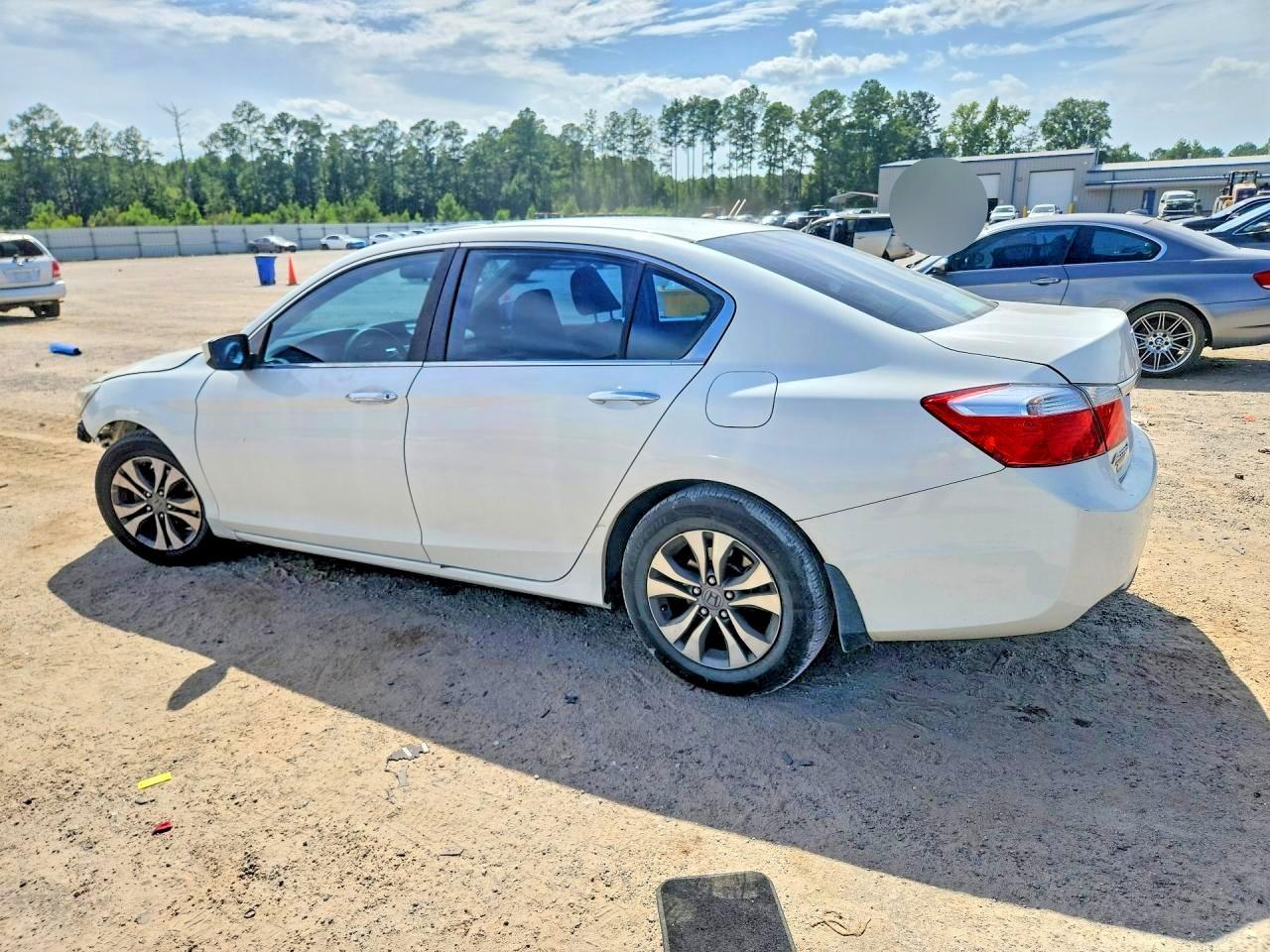 2013 Honda Accord Lx - Фото 2