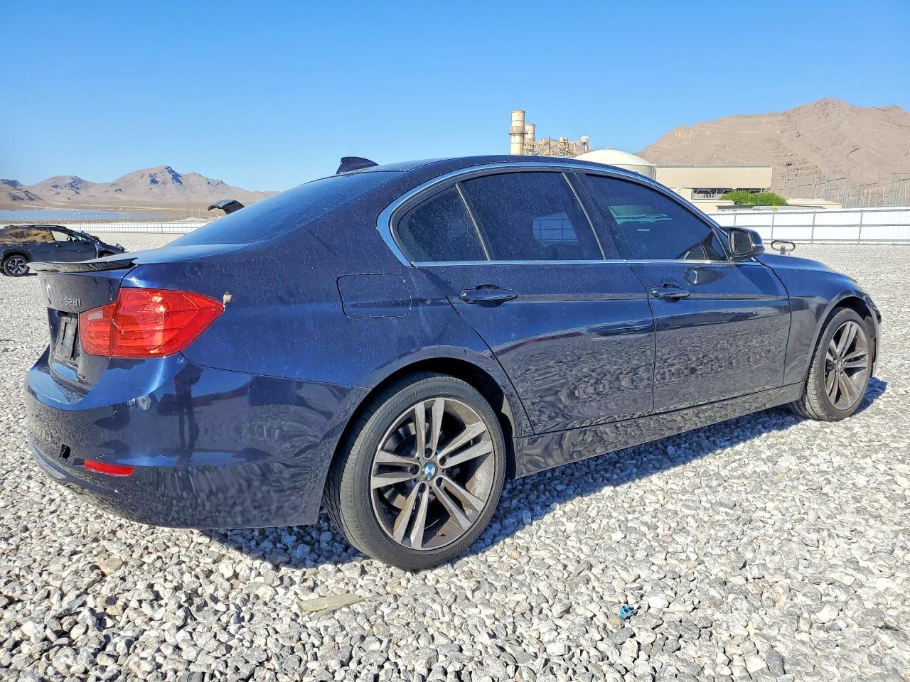 2012 BMW 328 I Sulev - Image 3