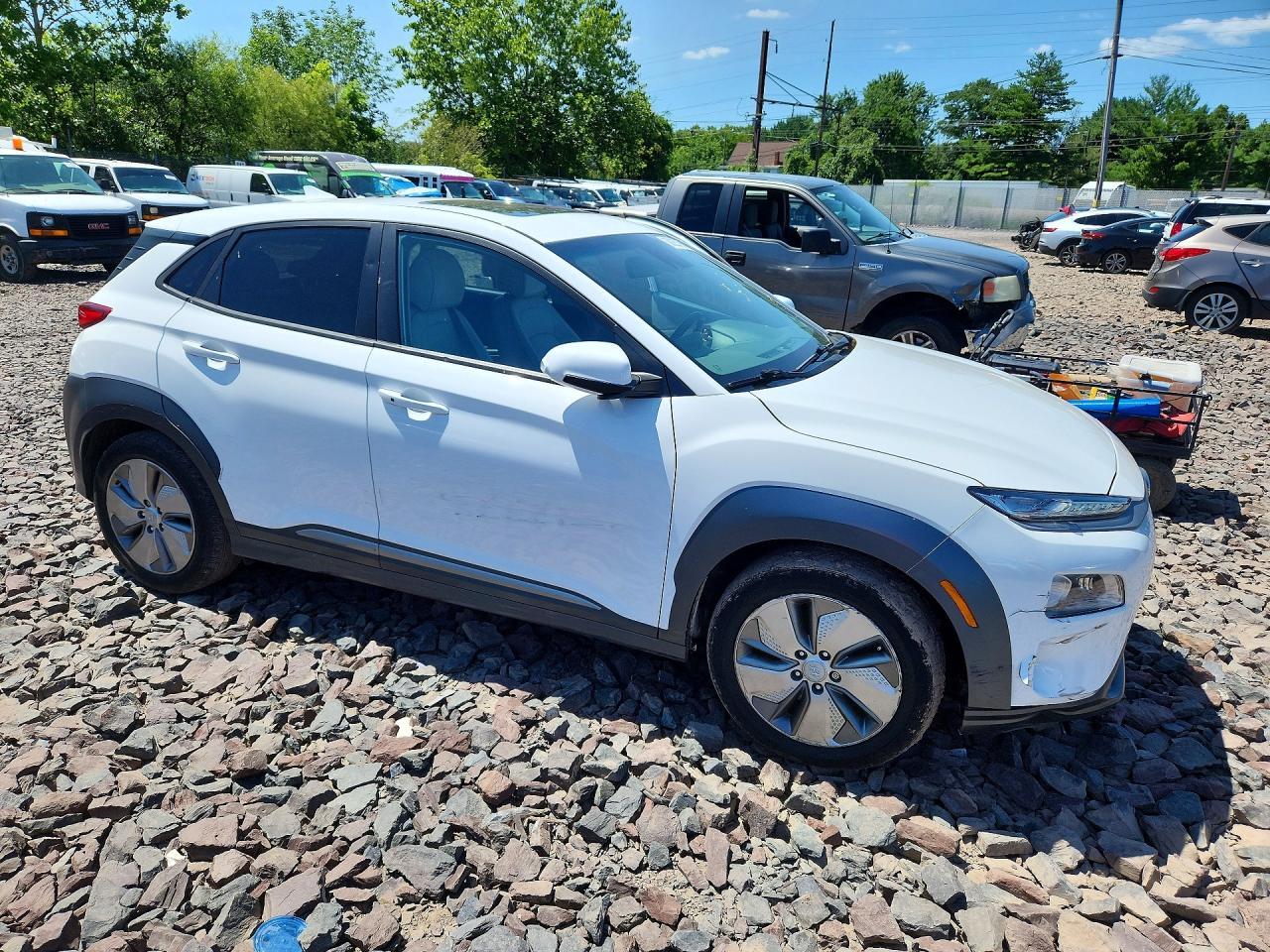 2021 Hyundai Kona Limited - Фото 4