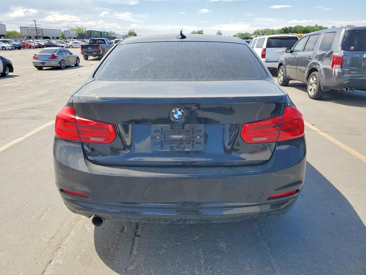 2018 BMW 320 Xi - Image 6