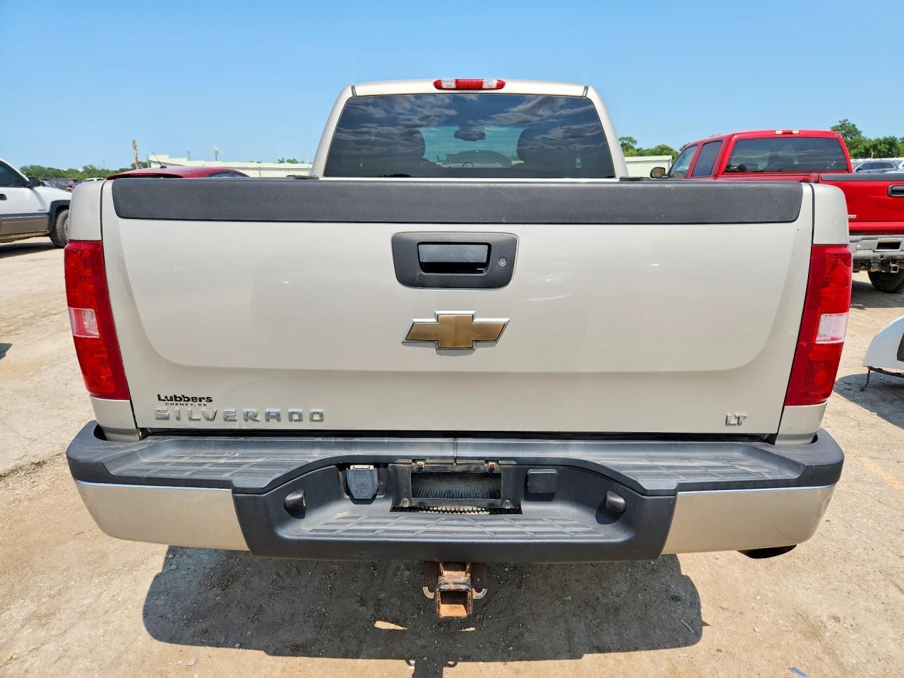 2007 Chevrolet Silverado K2500 Heavy Duty - Image 6