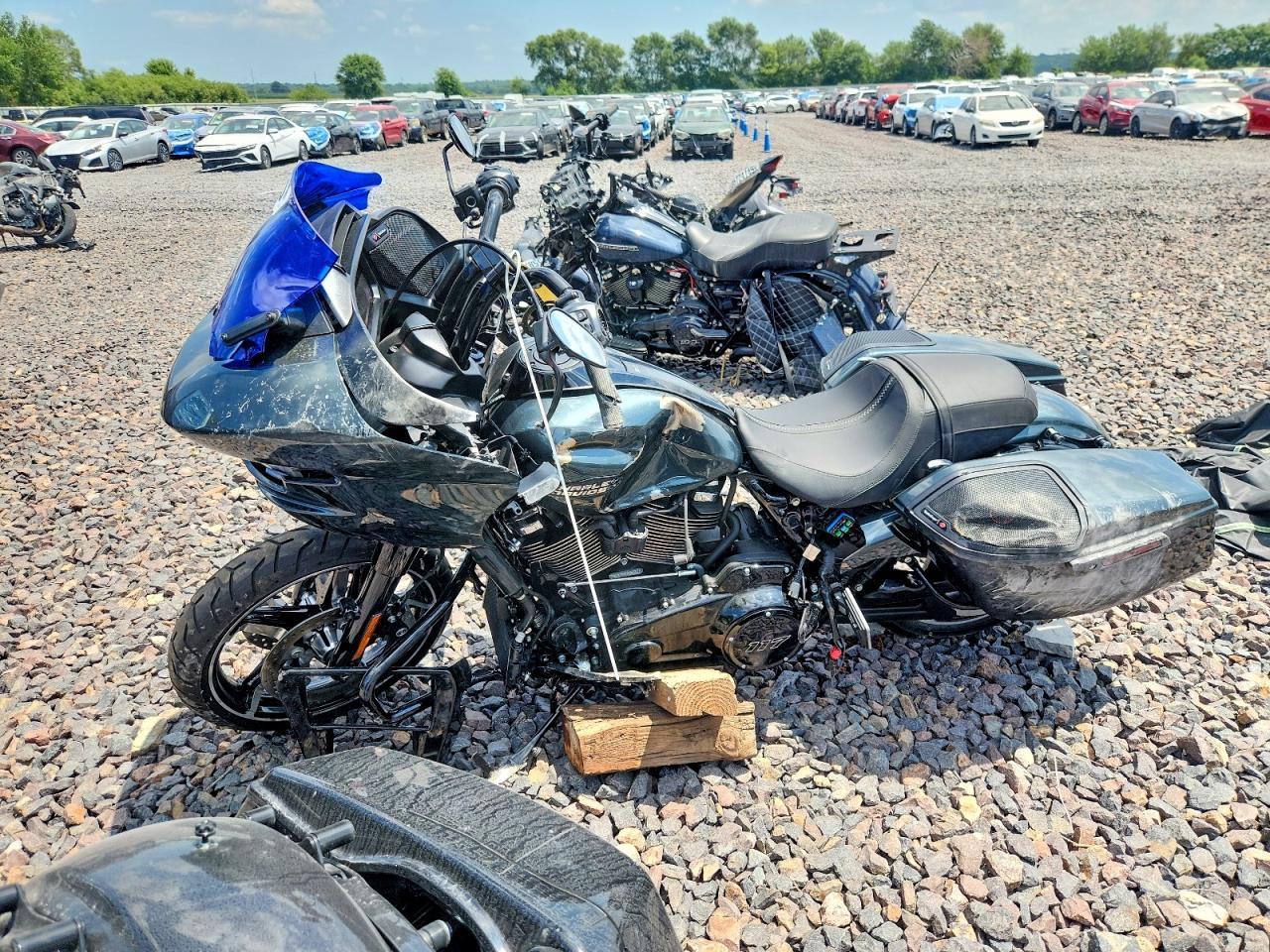 2025 Harley-Davidson Fltrx - Image 3