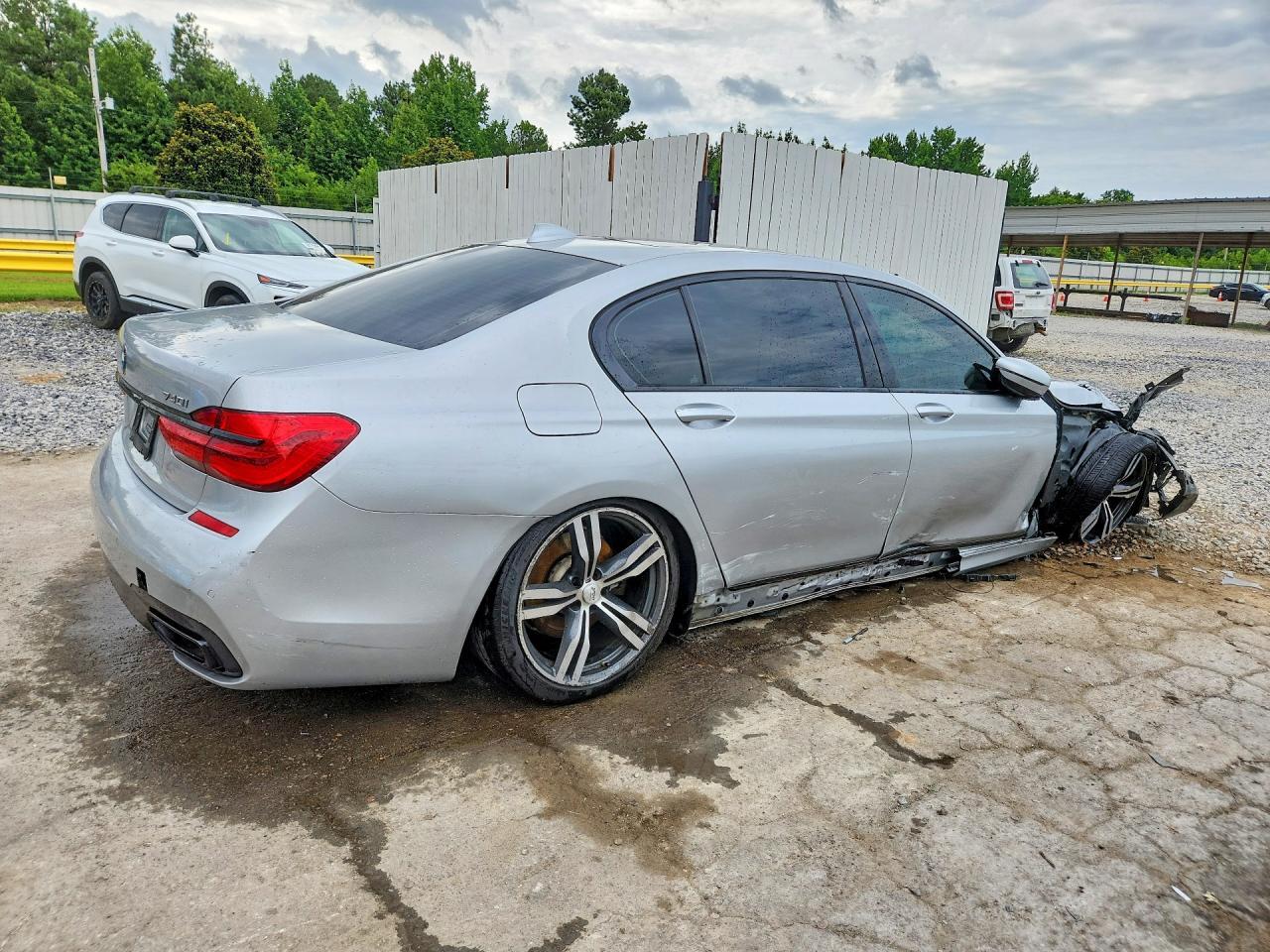 2019 BMW 740 I - Фото 3