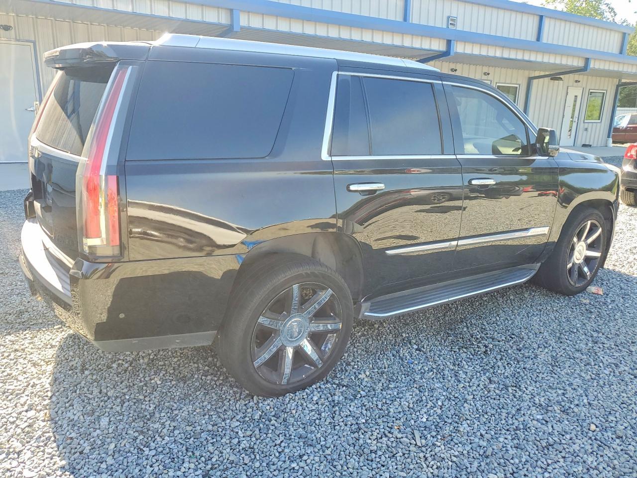 2017 Cadillac Escalade Luxury - Фото 3