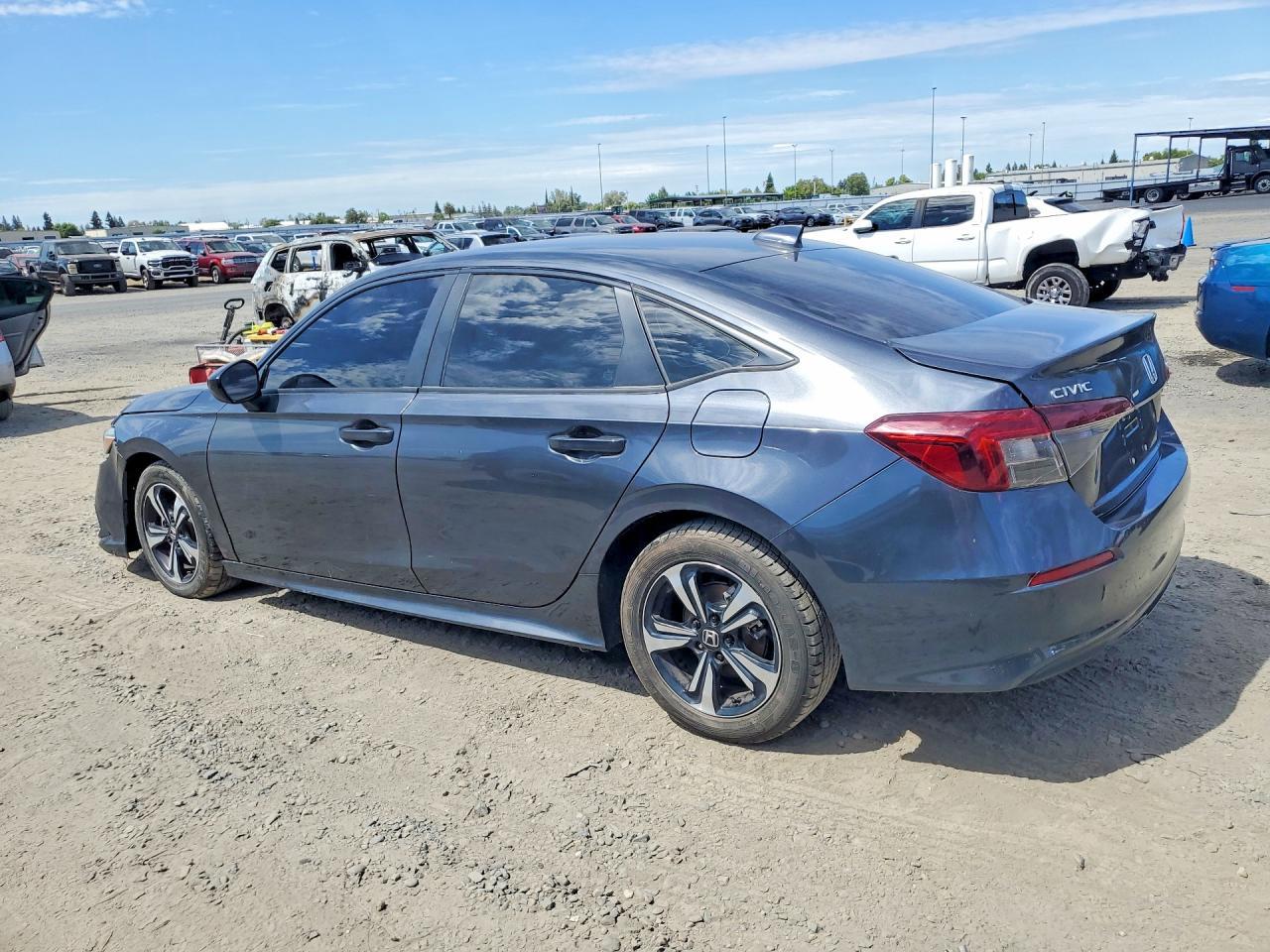 2025 Honda Civic Sport - Фото 2