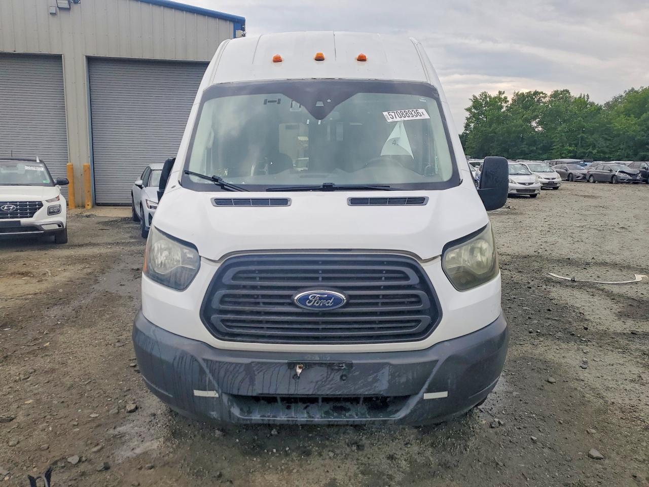 2017 Ford Transit T-350 Handicap Accessibale Van - Фото 5