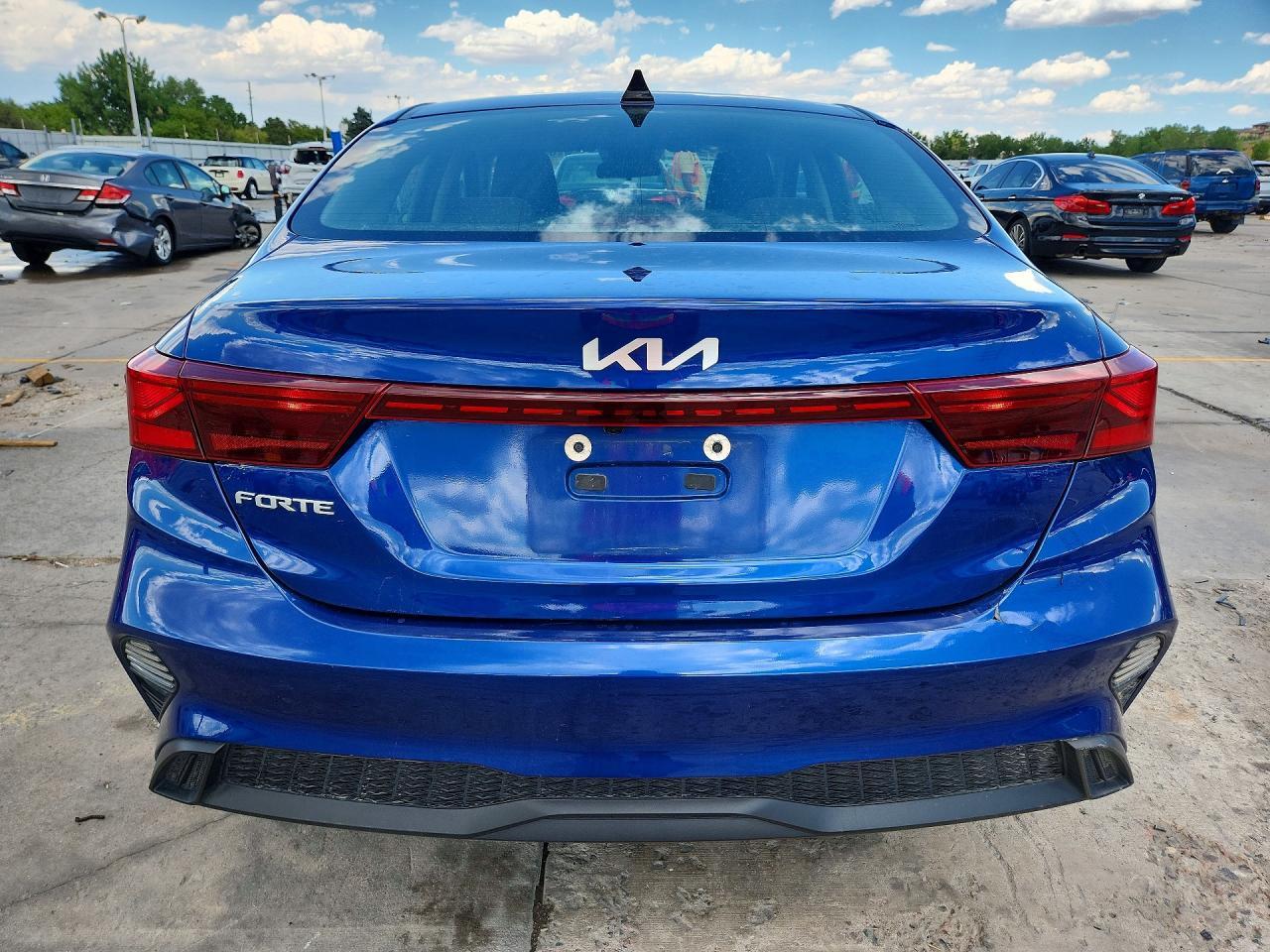 2023 Kia Forte Lxs - Фото 6