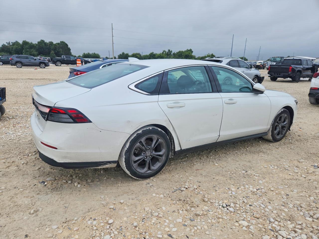 2023 Honda Accord Ex - Фото 3