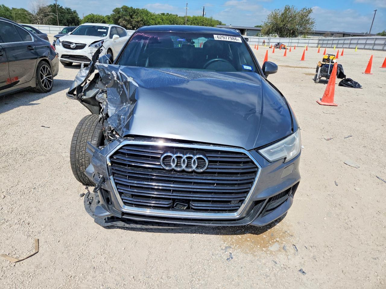 2018 Audi A3 Premium Plus - Фото 5