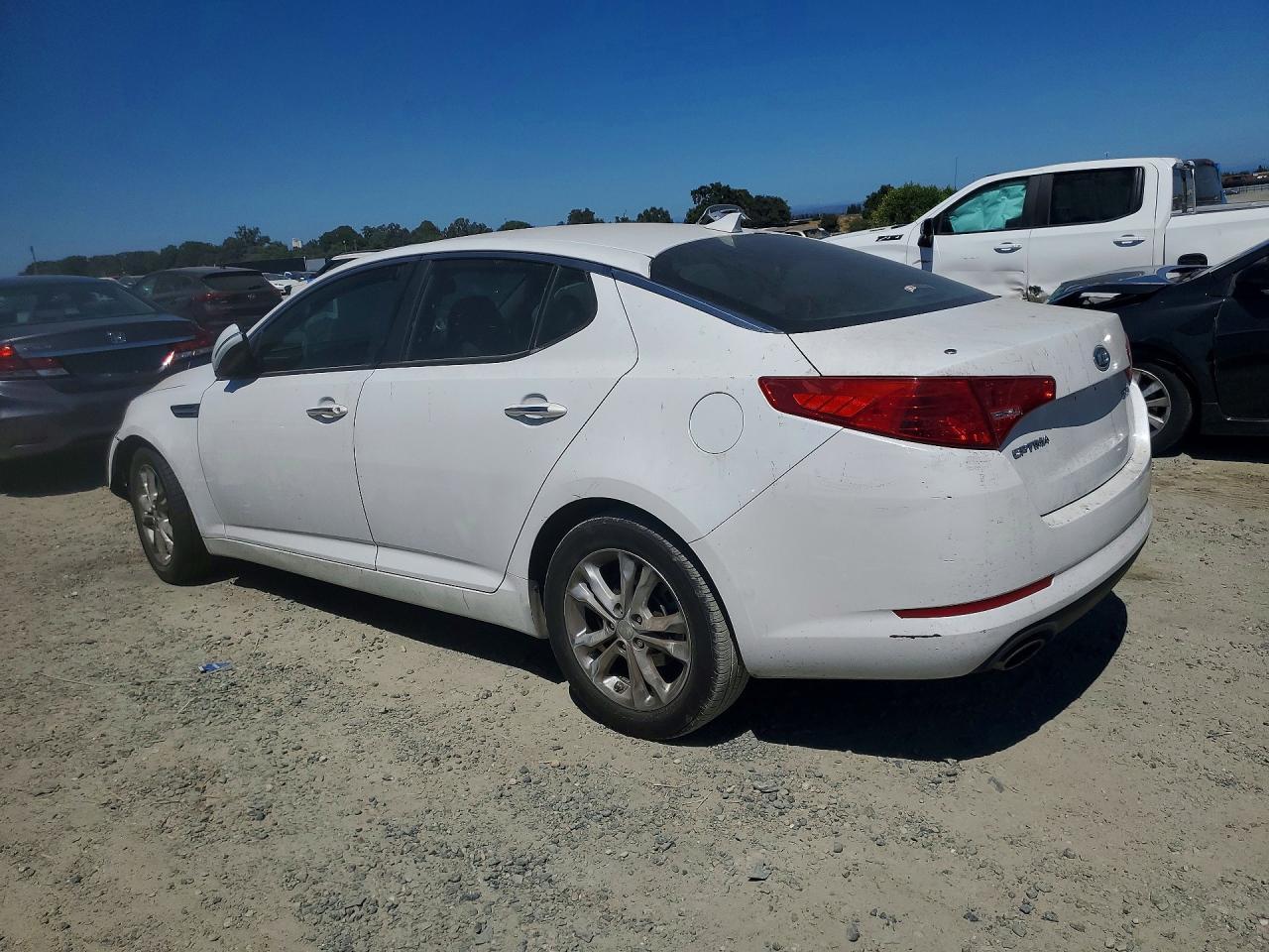 2012 Kia Optima Ex - Image 2