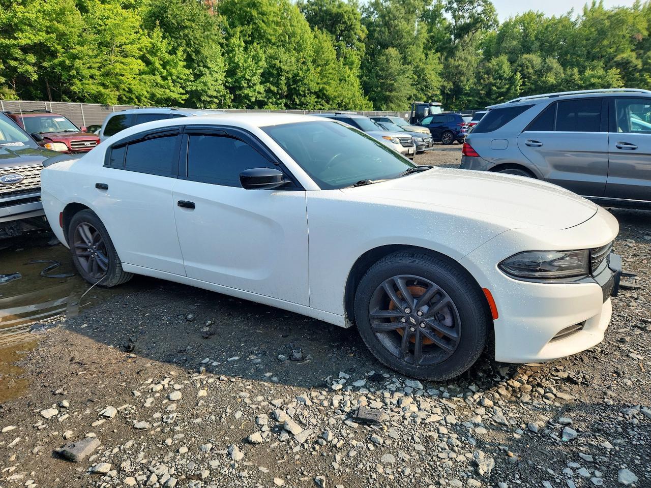 2019 Dodge Charger Sxt - Image 4