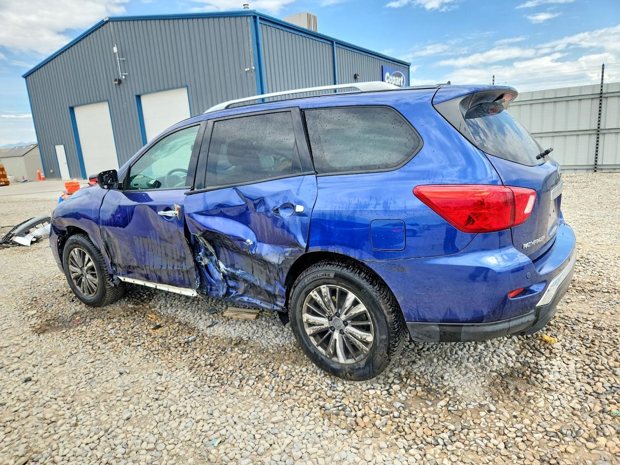 2018 Nissan Pathfinder Sv - Фото 2