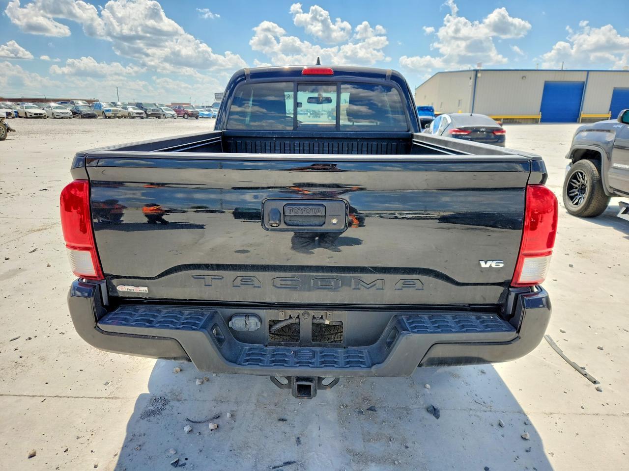 2016 Toyota Tacoma Trd Sport - Image 6