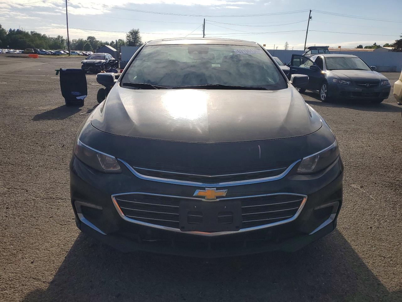 2017 Chevrolet Malibu Hybrid - Image 5