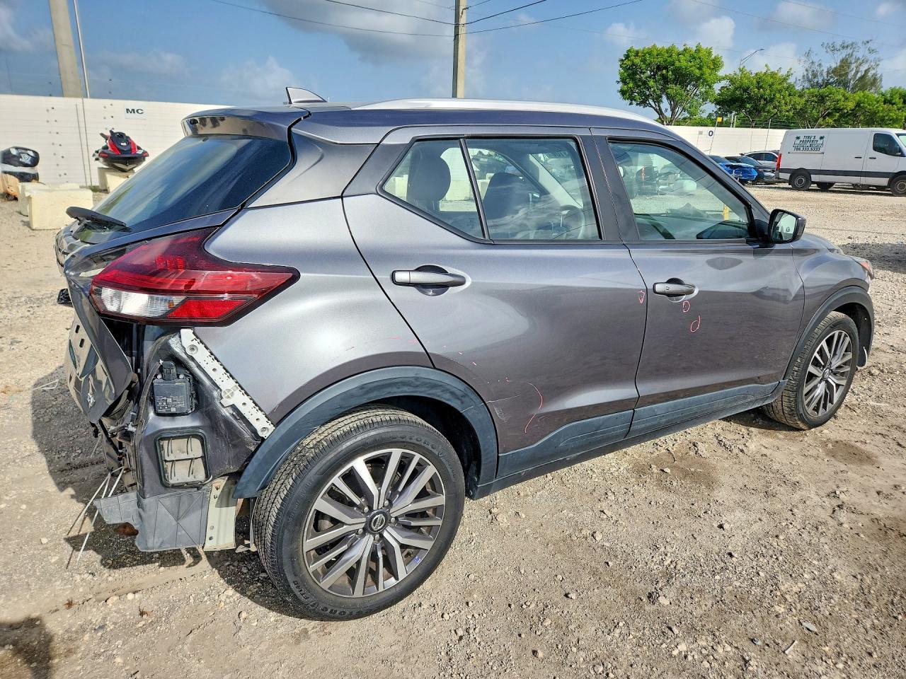 2021 Nissan Kicks Sv - Фото 3