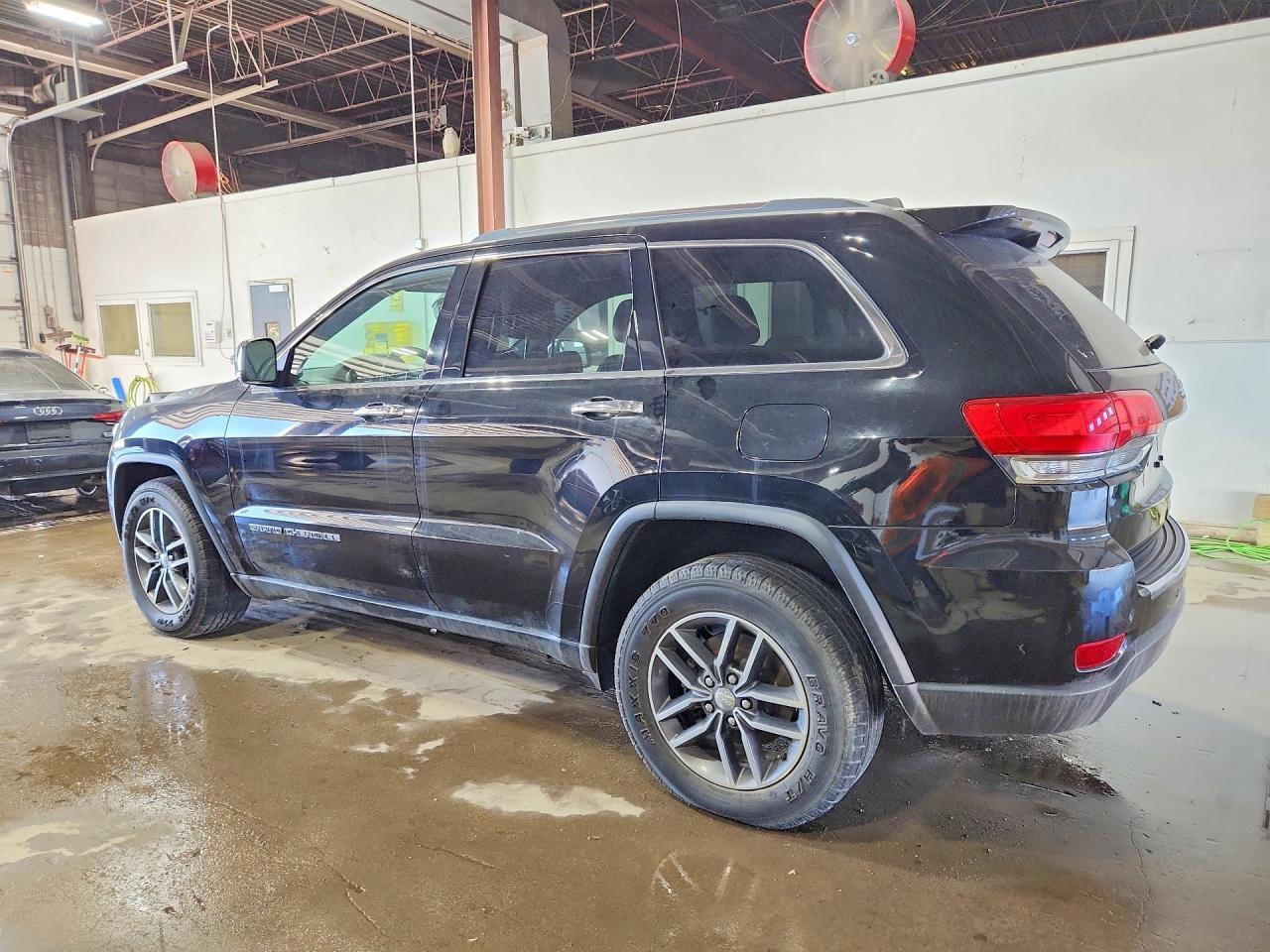 2017 Jeep Grand Cherokee Limited - Image 2