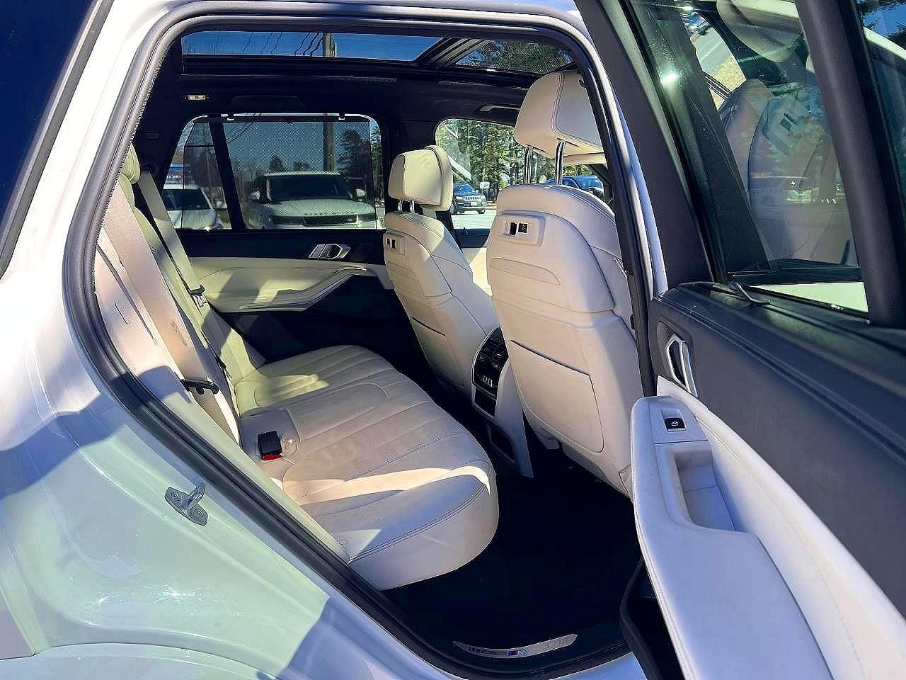 2021 BMW X5 xDrive45E - Image 6