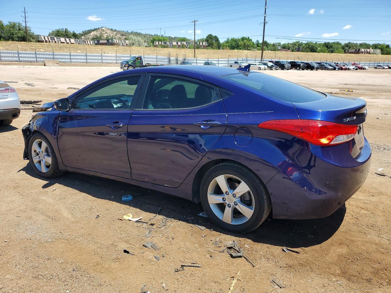 2012 Hyundai Elantra - Фото 2