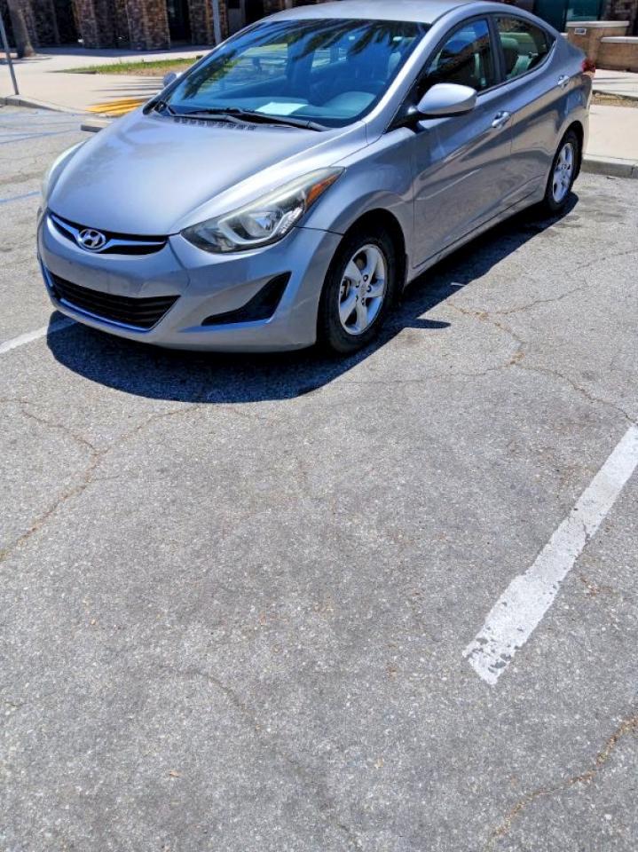 2015 Hyundai Elantra Se - Фото 2