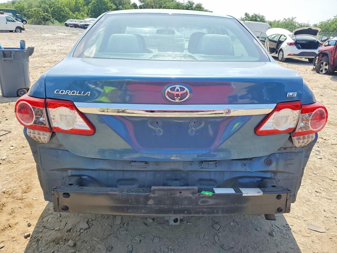 2013 Toyota Corolla Le - Фото 6