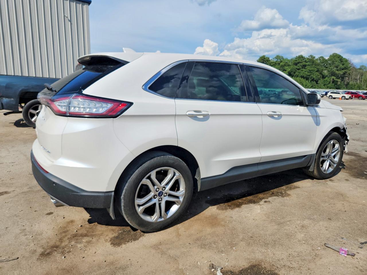 2015 Ford Edge Titanium - Фото 3