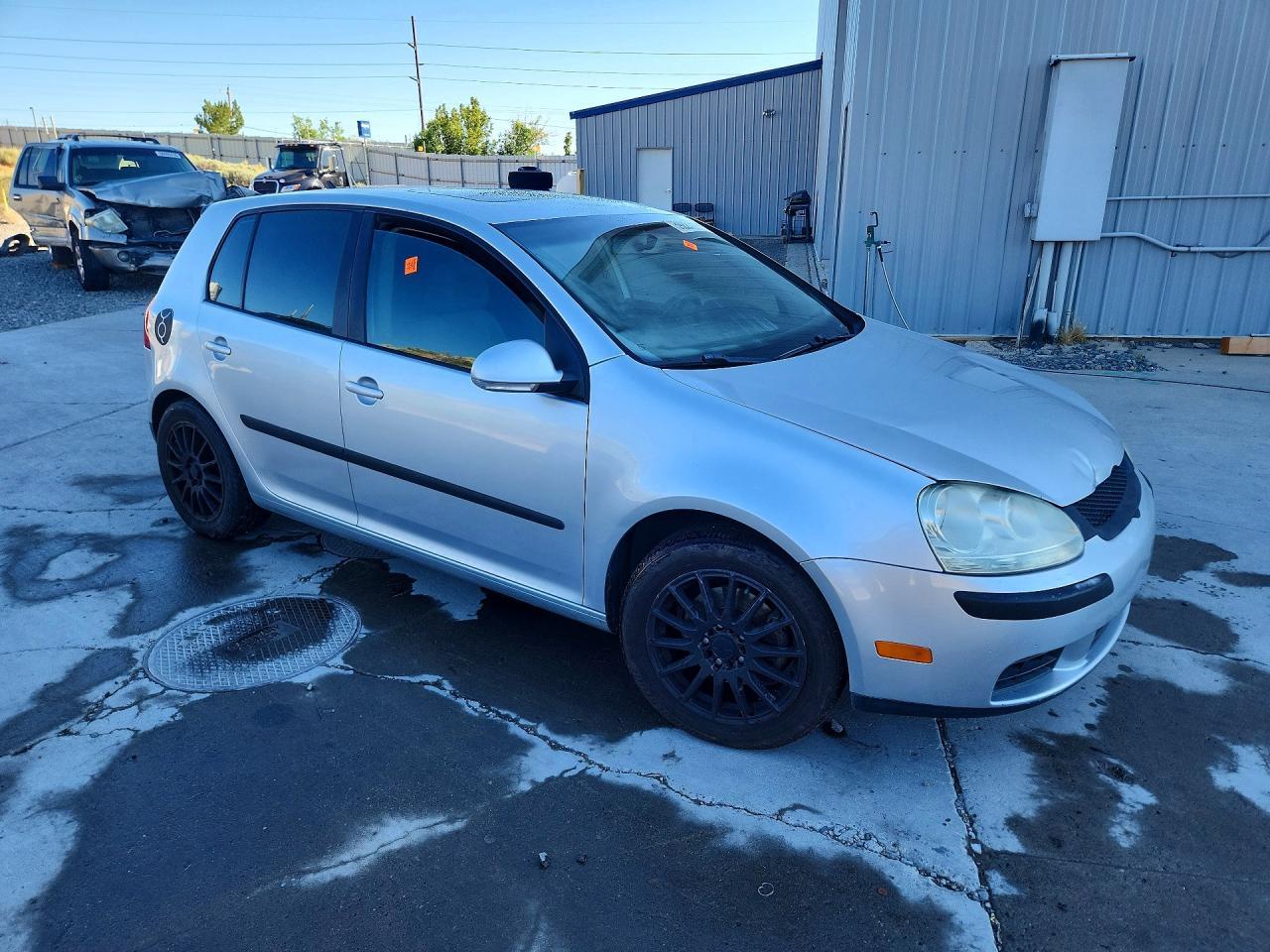 2007 Volkswagen Rabbit - Image 4