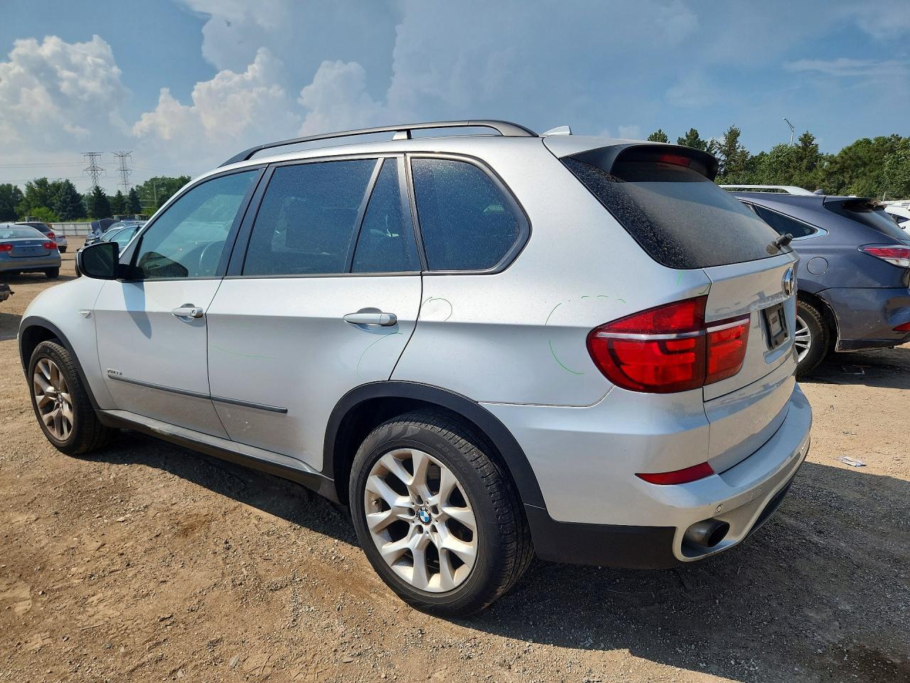 2011 BMW X5 xDrive35I - Фото 2