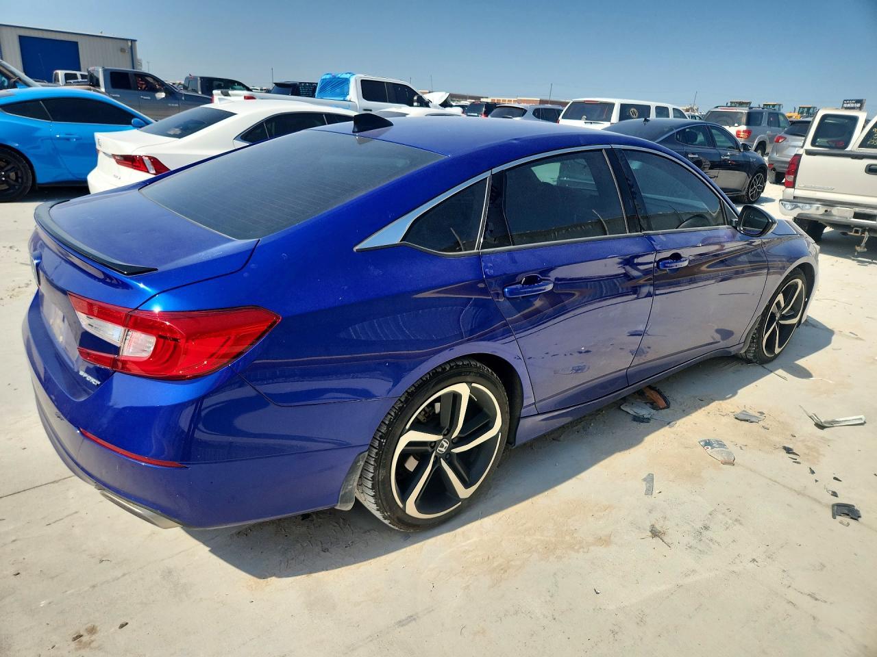 2022 Honda Accord - Фото 3