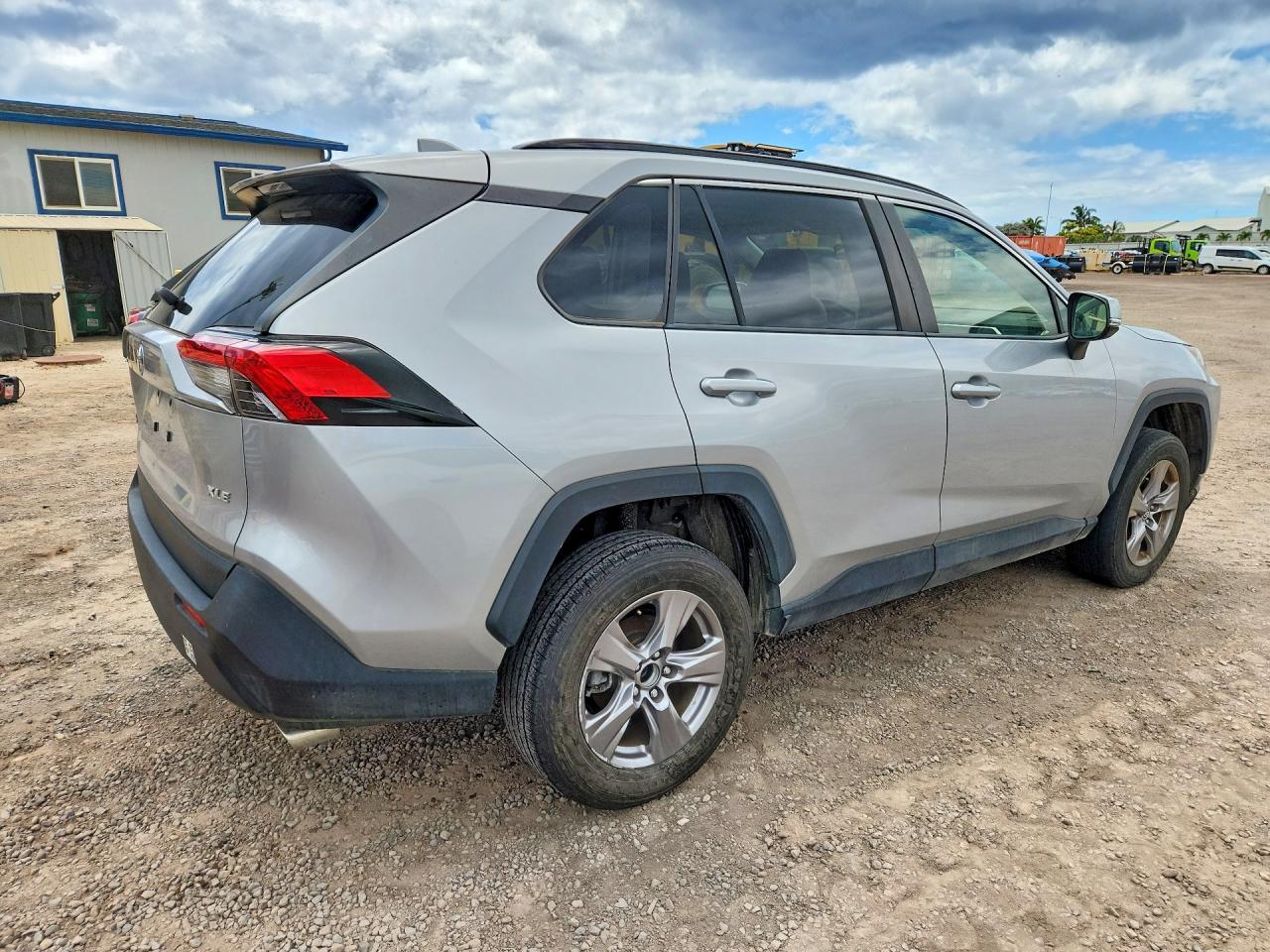 2023 Toyota Rav4 Xle - Фото 3