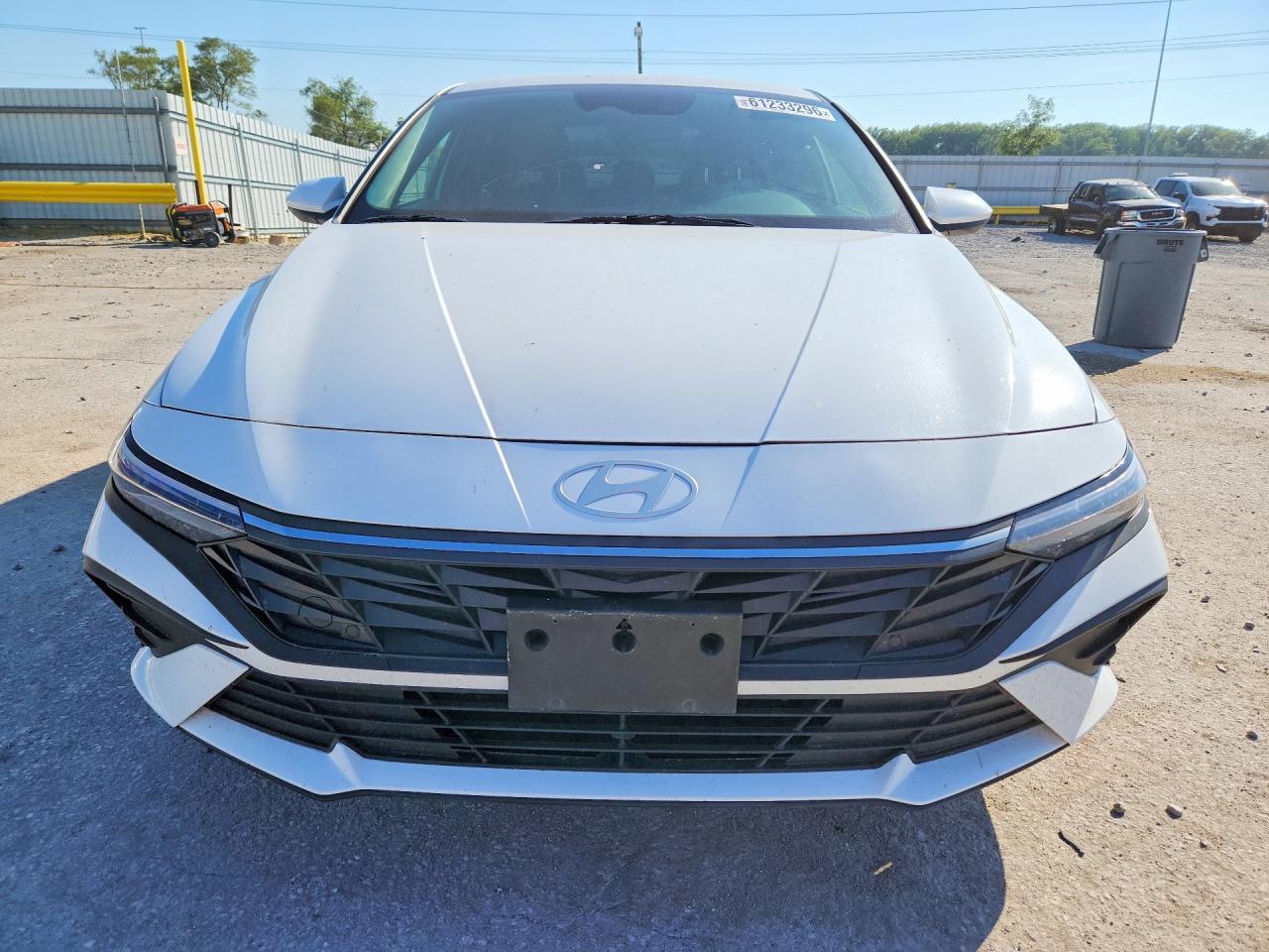 2025 Hyundai Elantra Hybrid Blue - Image 5